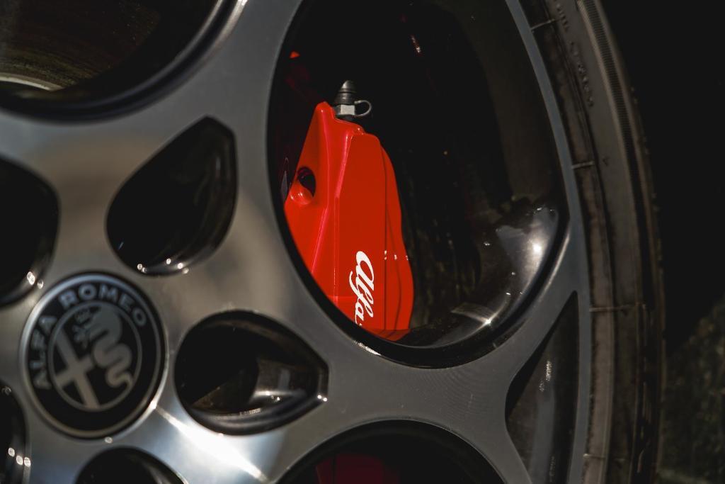 new 2025 Alfa Romeo Tonale car, priced at $46,630