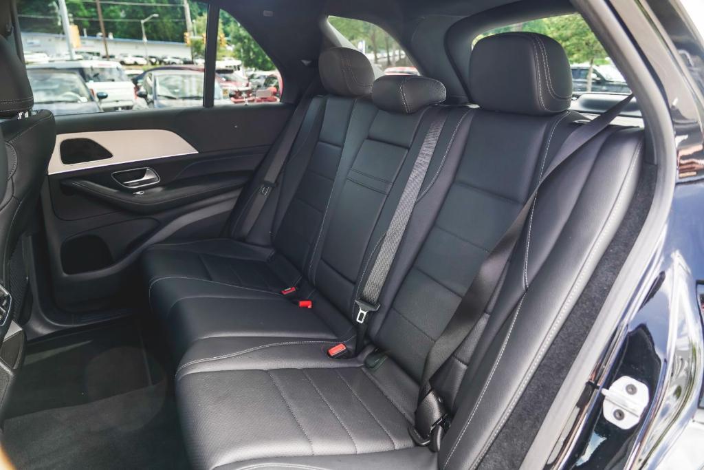 used 2024 Mercedes-Benz GLE 450 Plug-In Hybrid car