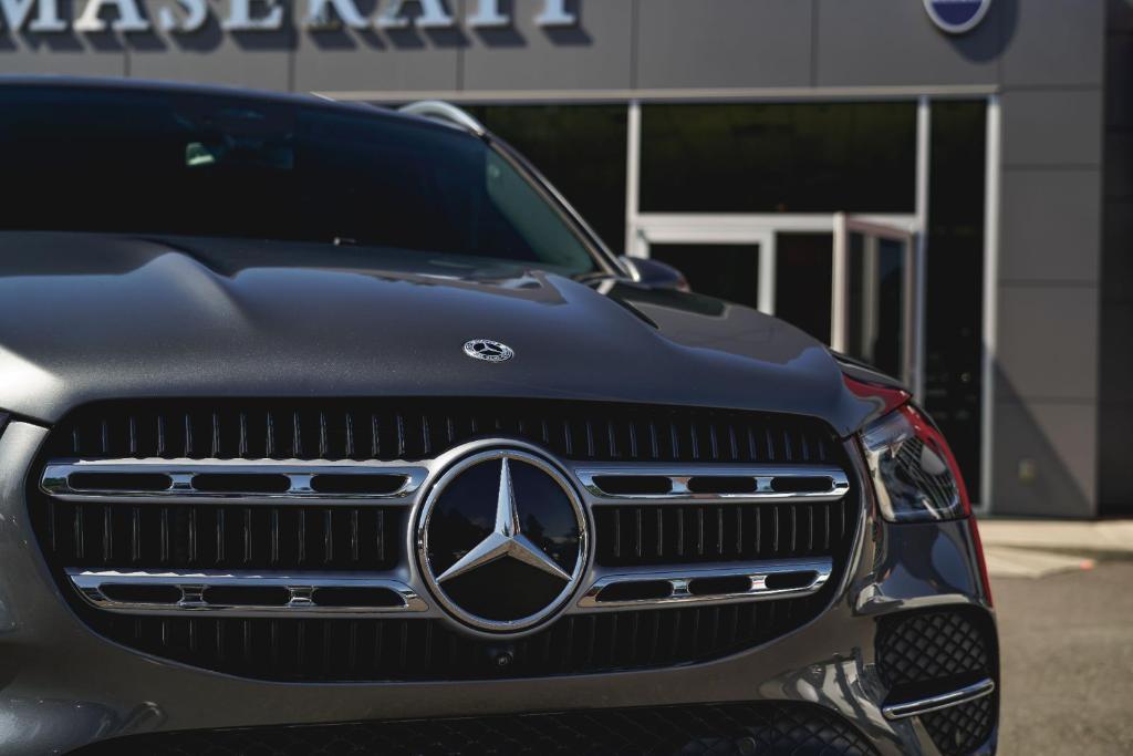 used 2024 Mercedes-Benz GLE 450 Plug-In Hybrid car