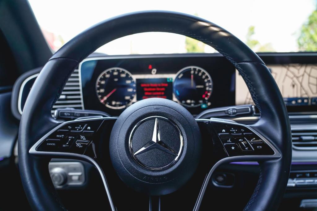 used 2024 Mercedes-Benz GLE 450 Plug-In Hybrid car