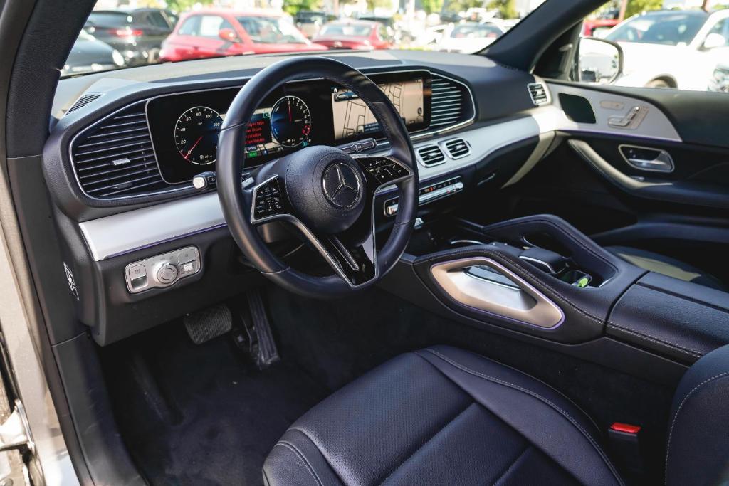 used 2024 Mercedes-Benz GLE 450 Plug-In Hybrid car