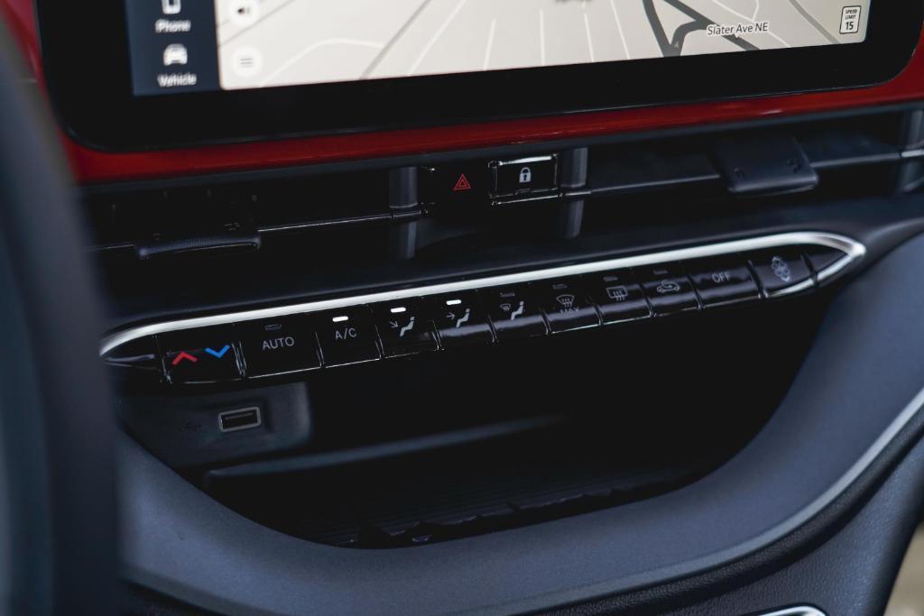 new 2024 FIAT 500e car, priced at $34,095