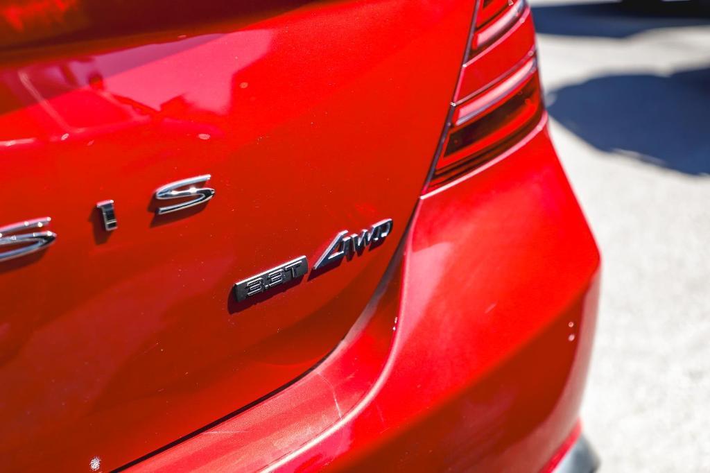 used 2022 Genesis G70 car
