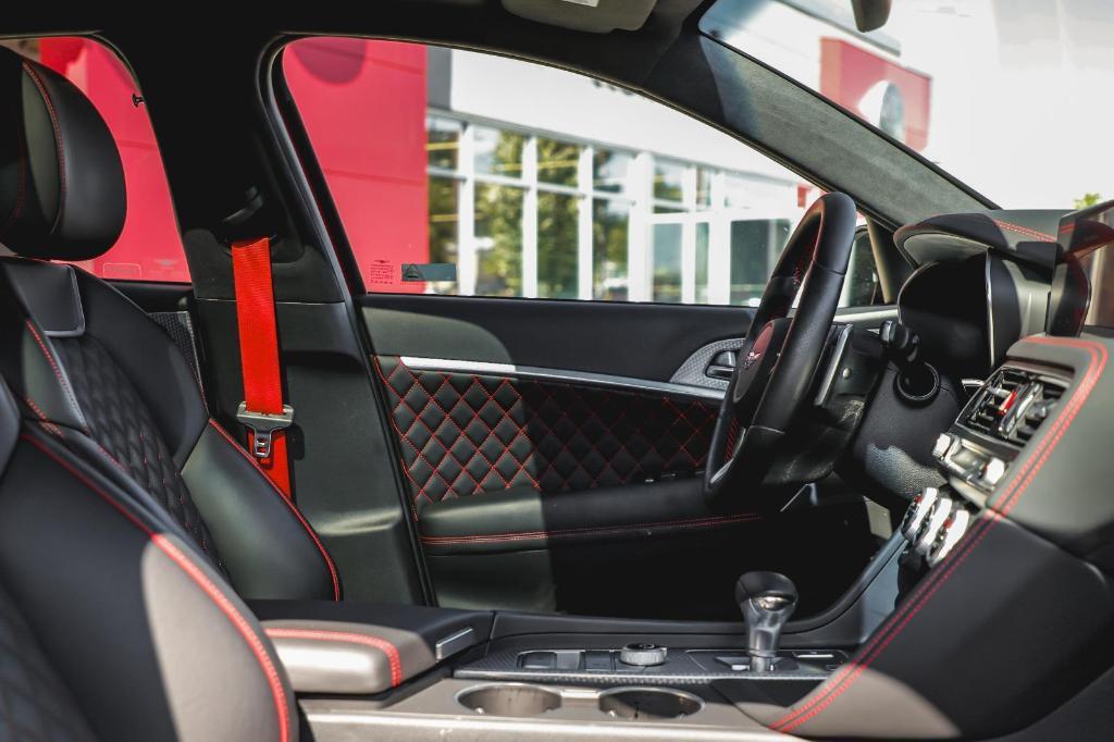used 2022 Genesis G70 car