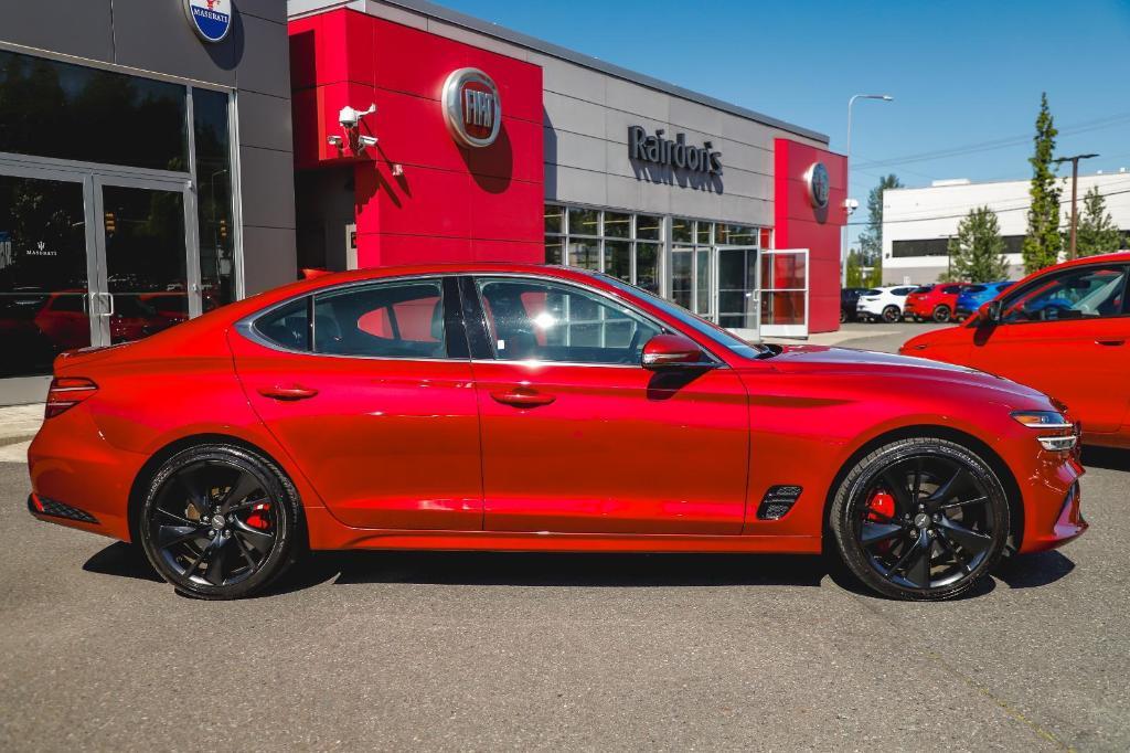 used 2022 Genesis G70 car