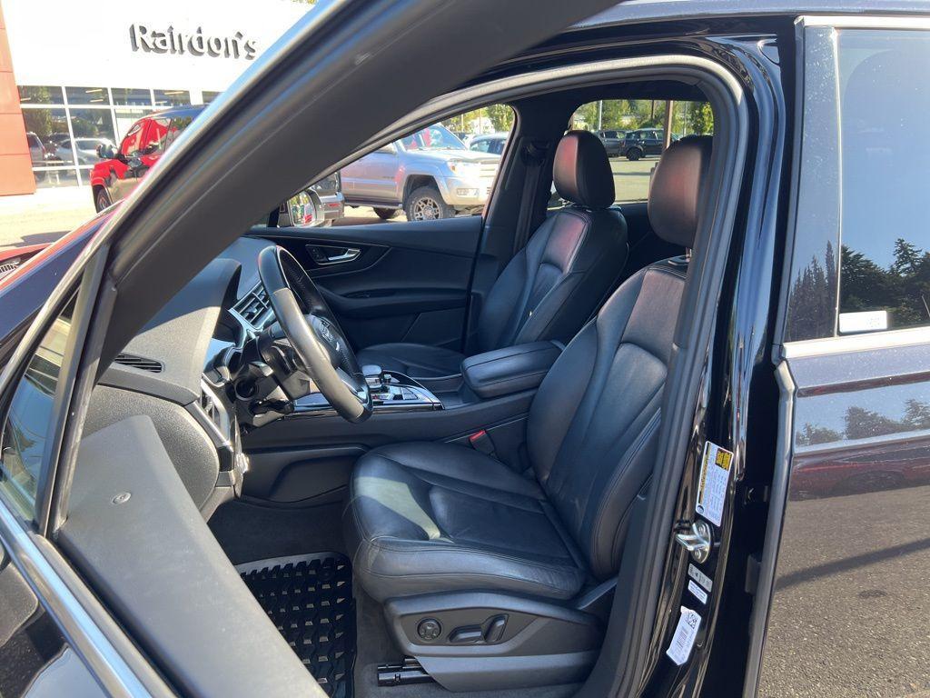 used 2017 Audi Q7 car, priced at $14,998
