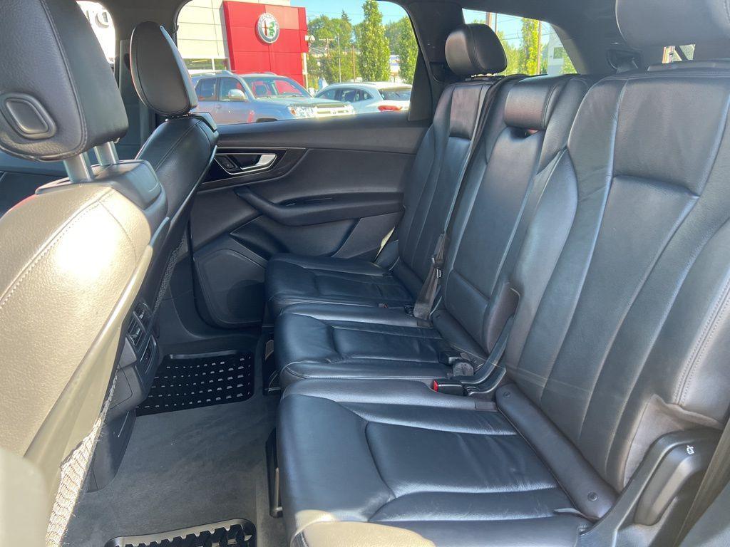 used 2017 Audi Q7 car, priced at $14,998