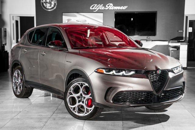 new 2024 Alfa Romeo Tonale car, priced at $57,295