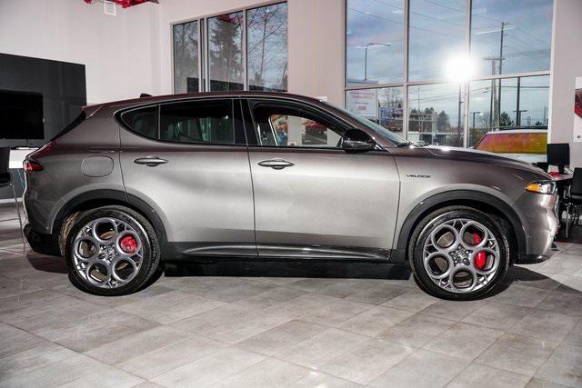 new 2024 Alfa Romeo Tonale car, priced at $57,295