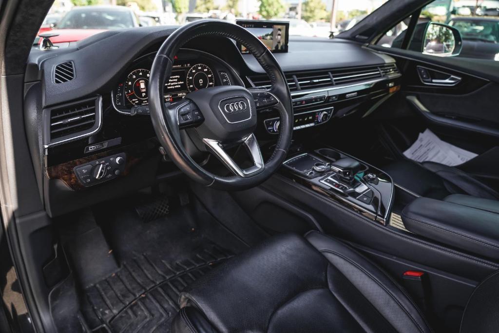 used 2017 Audi Q7 car