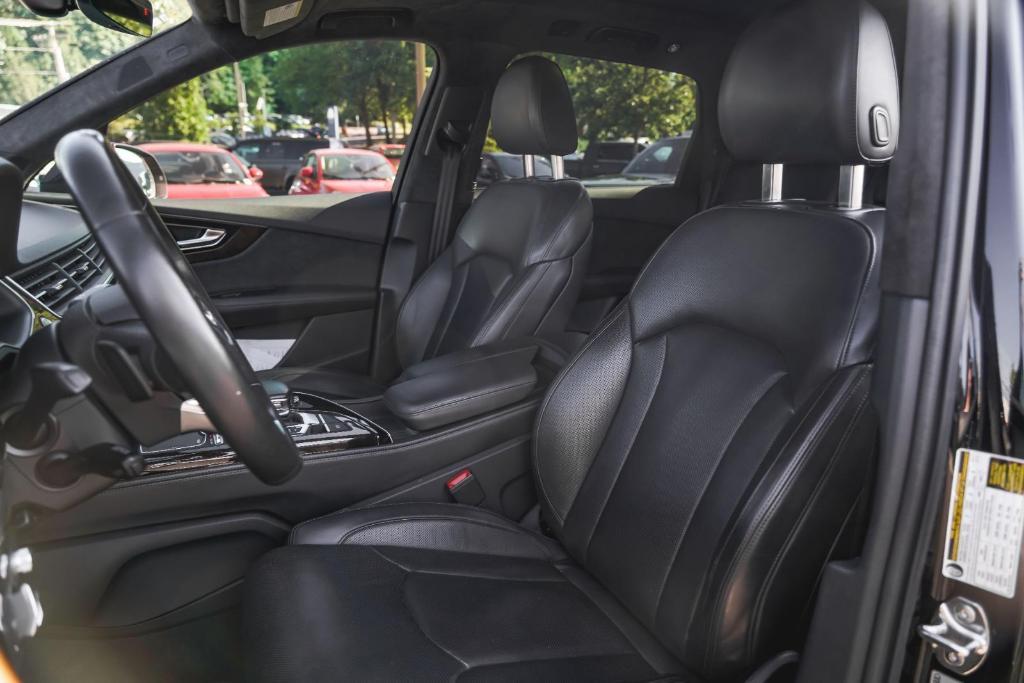 used 2017 Audi Q7 car