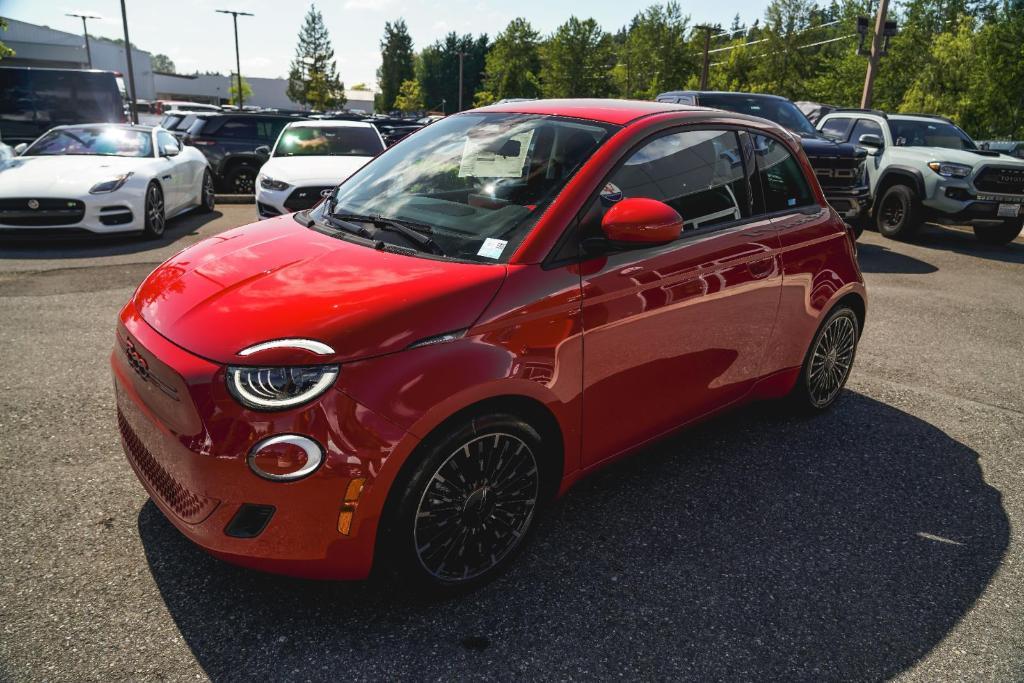 new 2024 FIAT 500e car, priced at $34,095