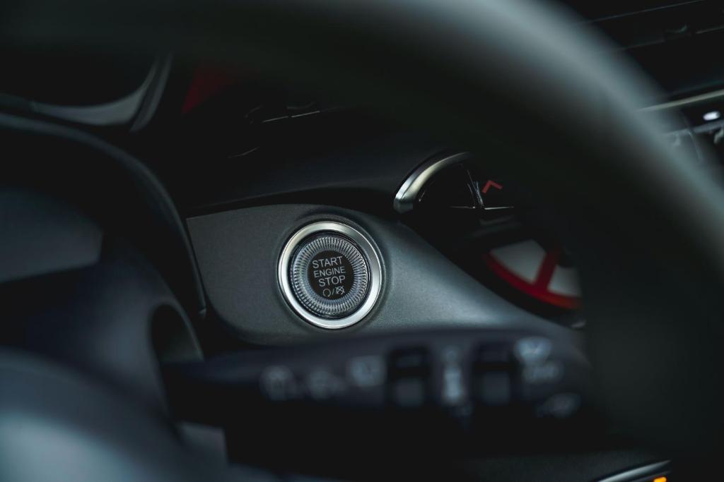 new 2024 FIAT 500e car, priced at $34,095