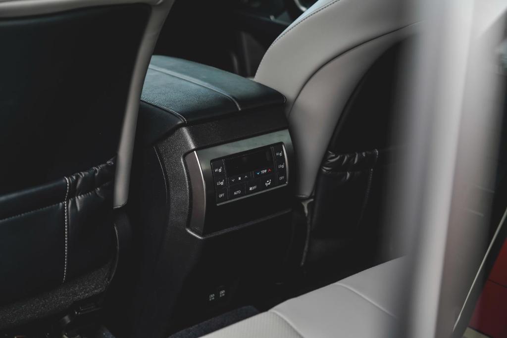 used 2023 Lexus GX 460 car