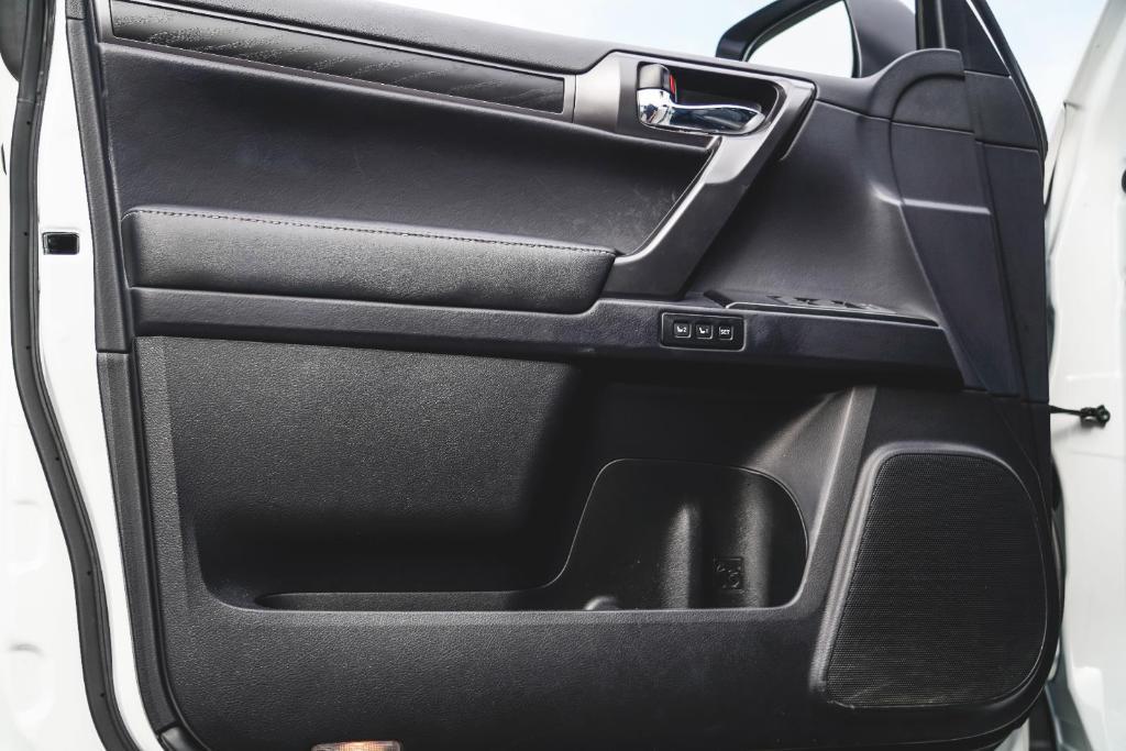 used 2023 Lexus GX 460 car