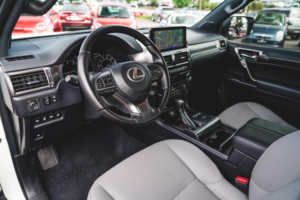 used 2023 Lexus GX 460 car