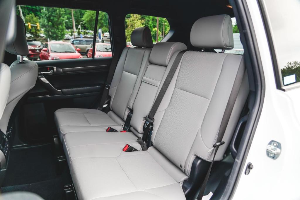 used 2023 Lexus GX 460 car