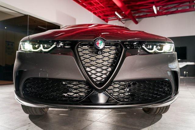 new 2024 Alfa Romeo Tonale car, priced at $55,295