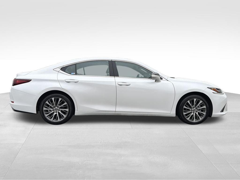 used 2021 Lexus ES 350 car, priced at $32,200
