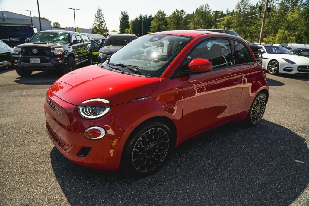 new 2024 FIAT 500e car, priced at $34,095