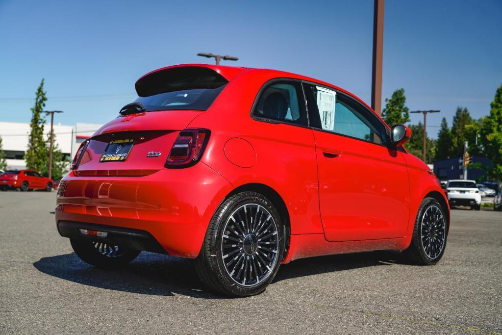 new 2024 FIAT 500e car, priced at $34,095