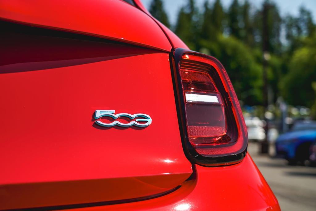 new 2024 FIAT 500e car, priced at $34,095