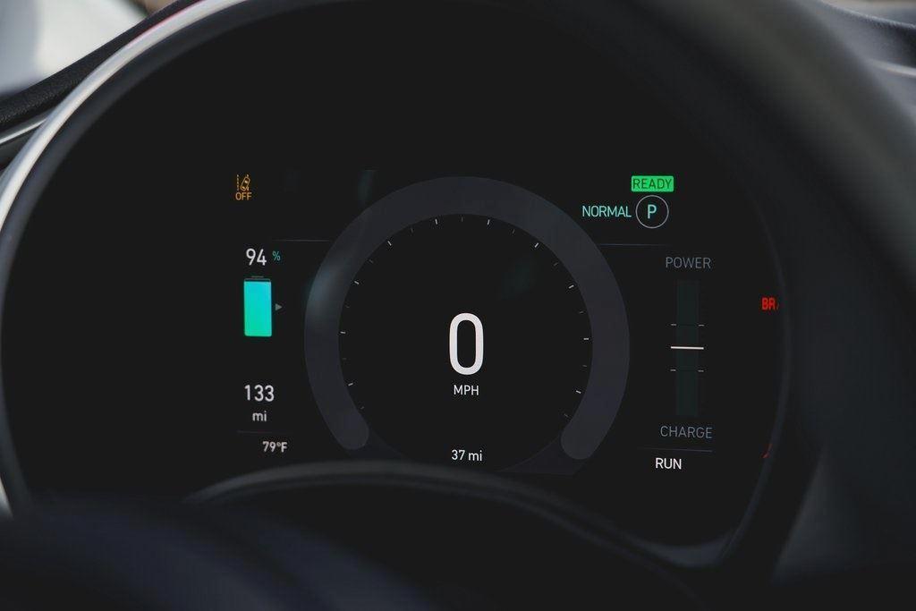 new 2024 FIAT 500e car, priced at $37,595