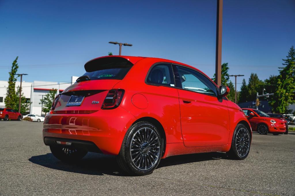 new 2024 FIAT 500e car, priced at $34,095