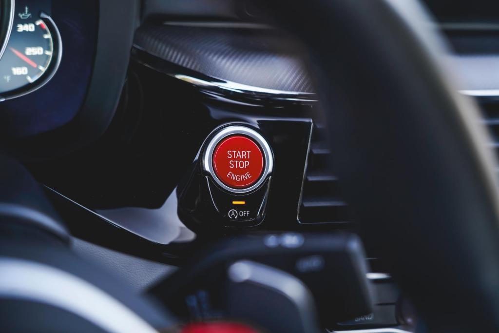used 2018 BMW M5 car
