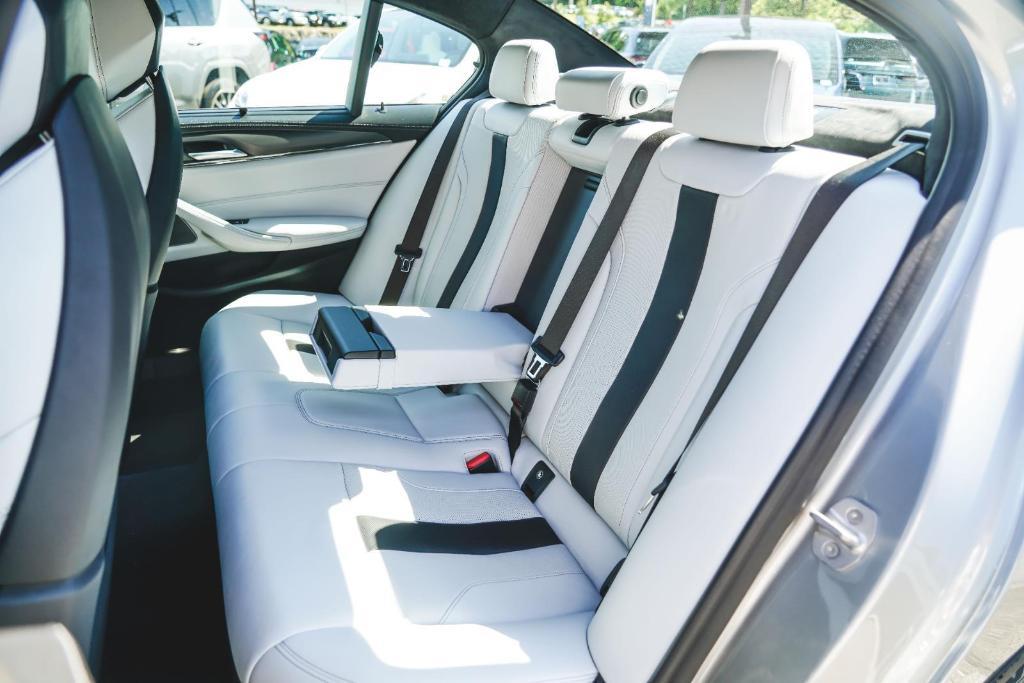 used 2018 BMW M5 car