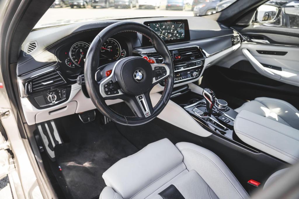 used 2018 BMW M5 car