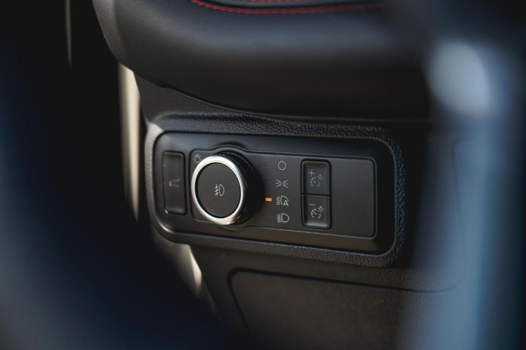 used 2025 Ford Explorer car