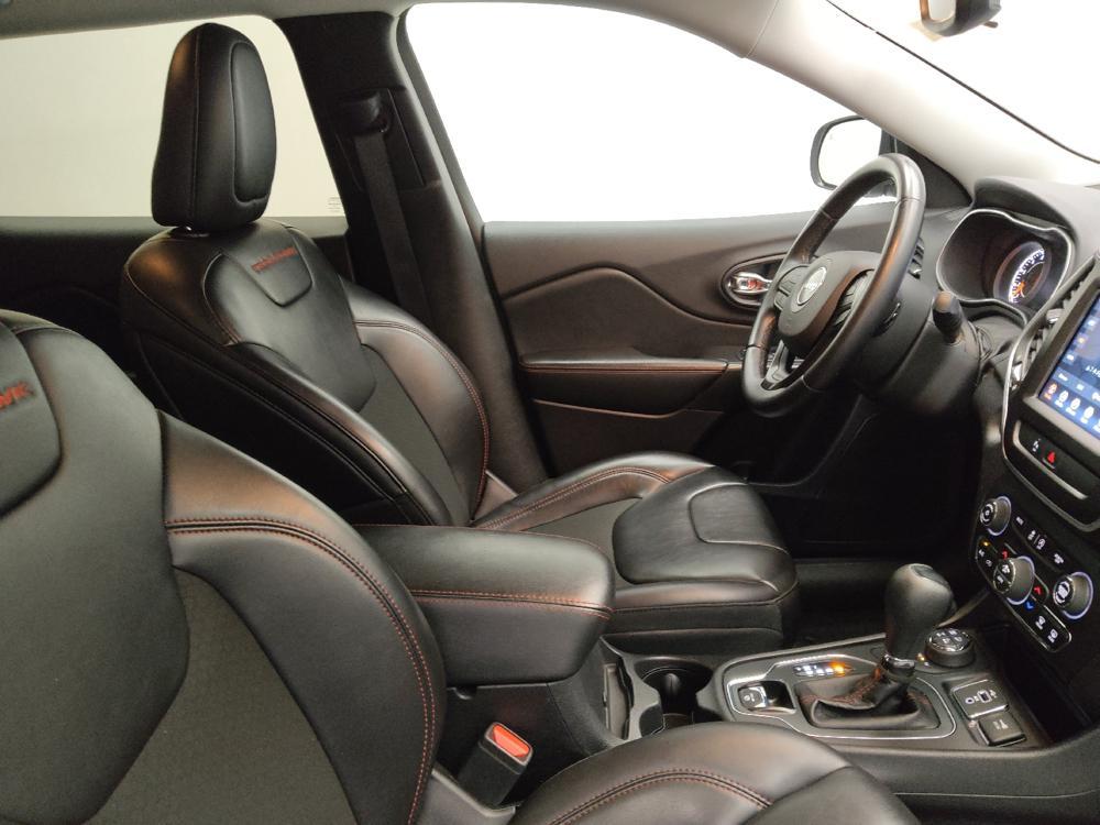 used 2019 Jeep Cherokee car, priced at $21,395