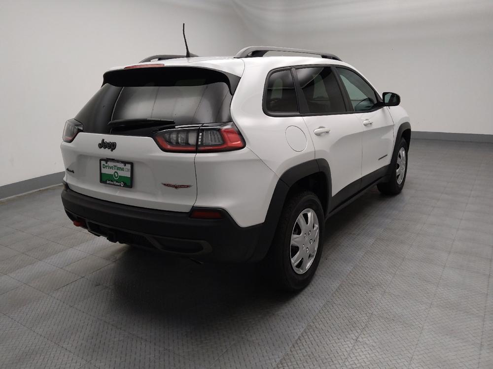 used 2019 Jeep Cherokee car, priced at $21,395