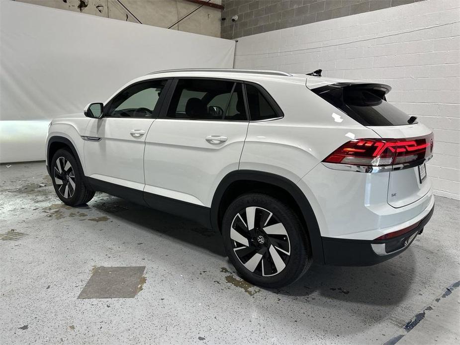 new 2024 Volkswagen Atlas Cross Sport car, priced at $43,153