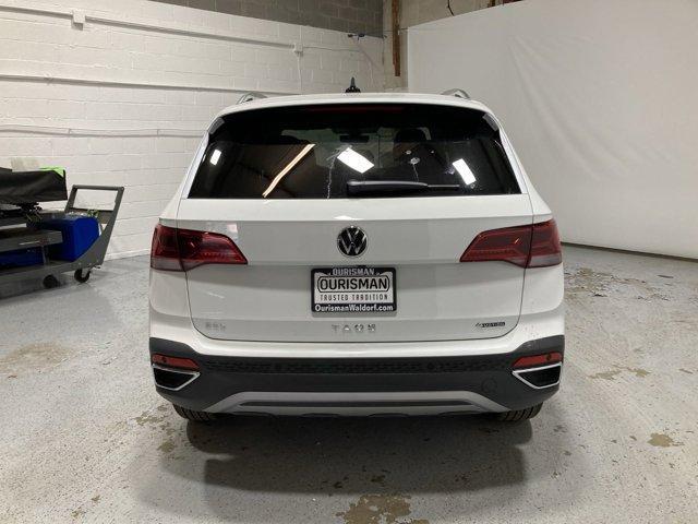 new 2024 Volkswagen Taos car, priced at $29,999