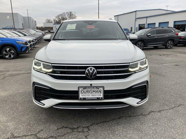 new 2024 Volkswagen Tiguan car, priced at $39,011