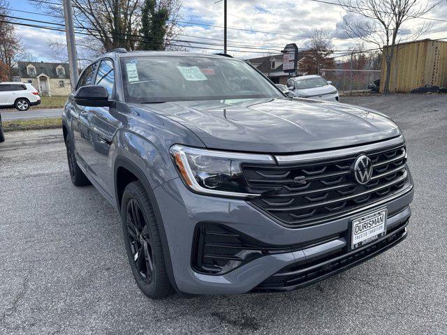 new 2025 Volkswagen Atlas Cross Sport car, priced at $51,086