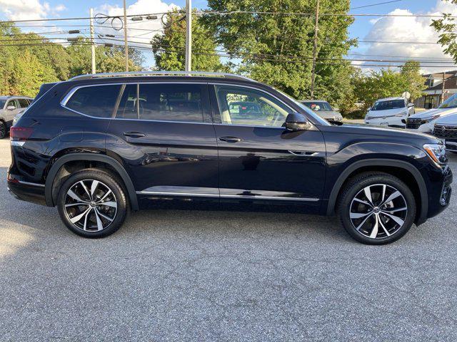 new 2024 Volkswagen Atlas car, priced at $52,195