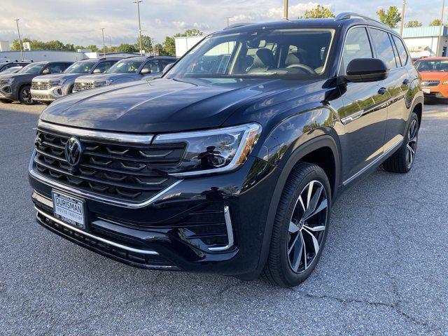 new 2024 Volkswagen Atlas car, priced at $52,195