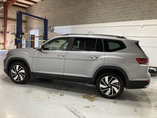 used 2024 Volkswagen Atlas car, priced at $33,347