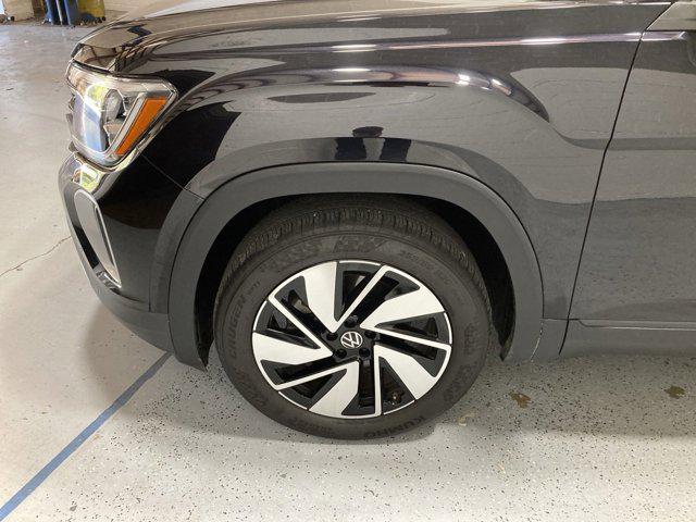 used 2024 Volkswagen Atlas car, priced at $33,750