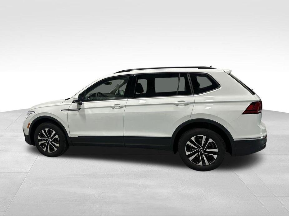 new 2024 Volkswagen Tiguan car, priced at $28,174