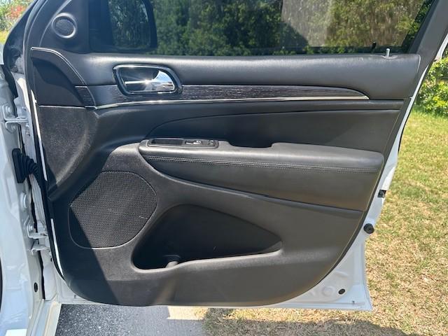used 2020 Jeep Grand Cherokee car, priced at $26,995