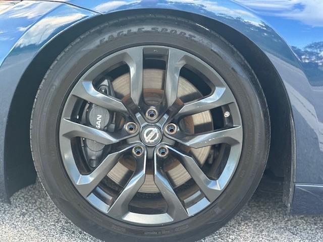 used 2015 Nissan 370Z car, priced at $24,888