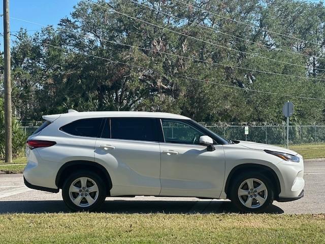 used 2021 Toyota Highlander car, priced at $27,777