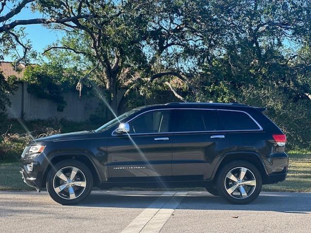 used 2016 Jeep Grand Cherokee car, priced at $12,995