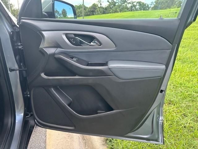 used 2019 Chevrolet Traverse car, priced at $19,888