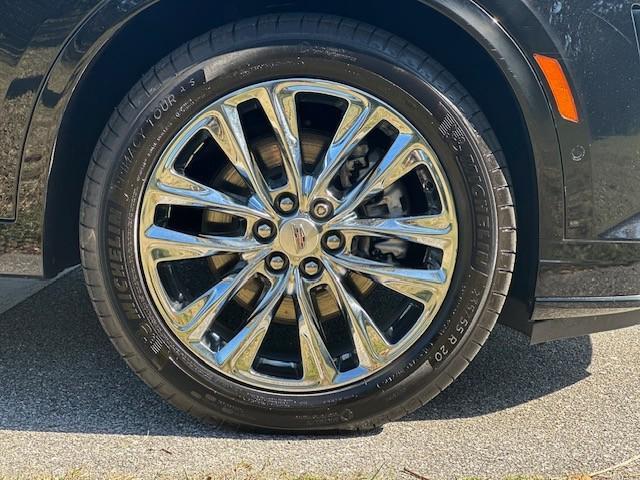 used 2021 Cadillac XT6 car, priced at $31,111