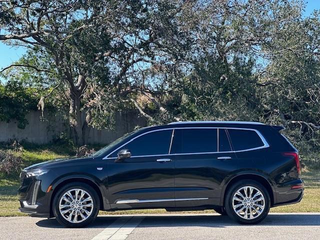 used 2021 Cadillac XT6 car, priced at $31,111